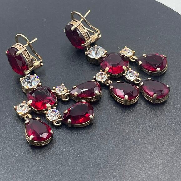 Beautiful Vintage Signed Red Clear Rhinestone Chandelier Clip On Earrings - Picture 3 of 16